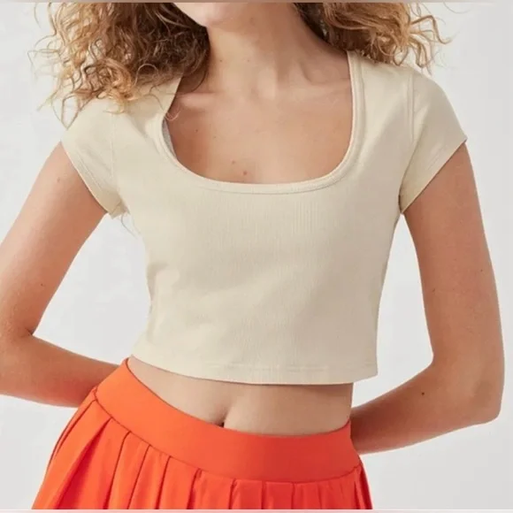 NWOT Outdoor Voices Ribbed Short Sleeve Cropped Tee - Picture 3 of 10